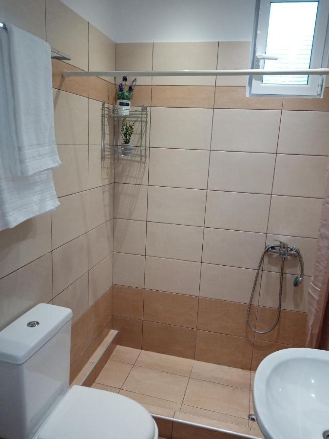 Apartament Roses 2 Skála Sotíros Zewnętrze zdjęcie